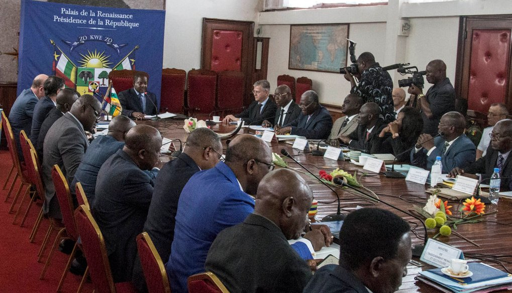 Centrafrique: avis divergents sur l’attente du nouveau gouvernement après l’investiture de Touadéra