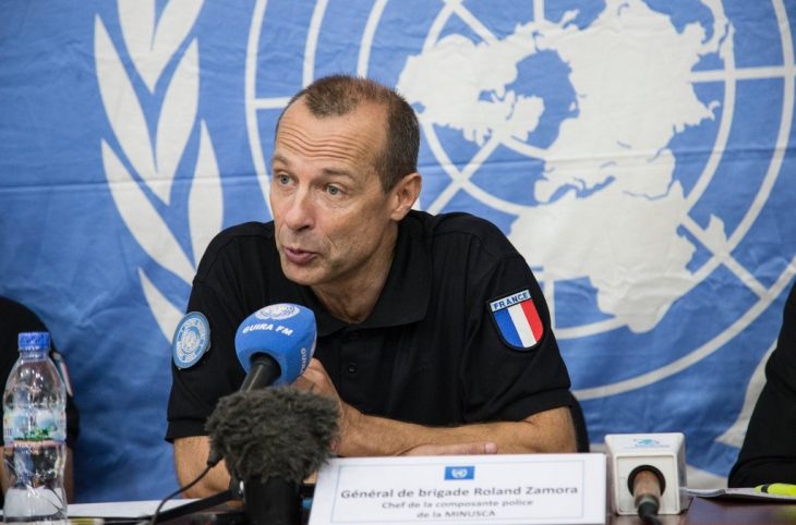 "Mettre fin à la guerre pour développer ensemble le pays", plaide général Roland Zamora