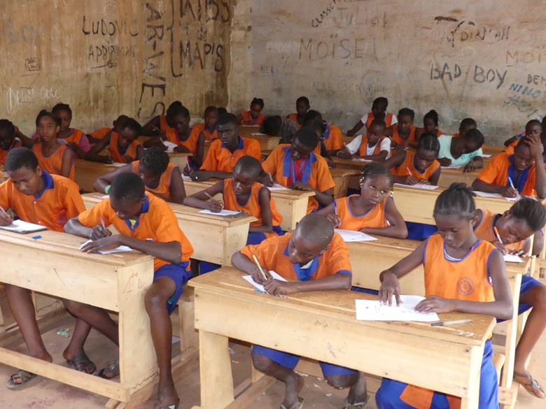 RCA : manifestation populaire suite à la rétrocession de deux établissements dans le 7ème arrondissement de Bangui