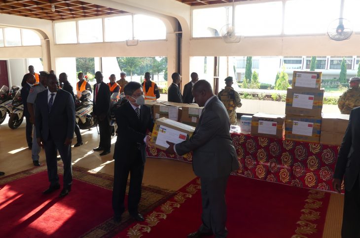 Covid-19: La Chine offre des kits sanitaires et de sécurité au gouvernement centrafricain