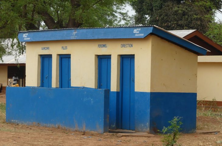 Bangui : Des écoles publiques sans ou avec des latrines insalubres