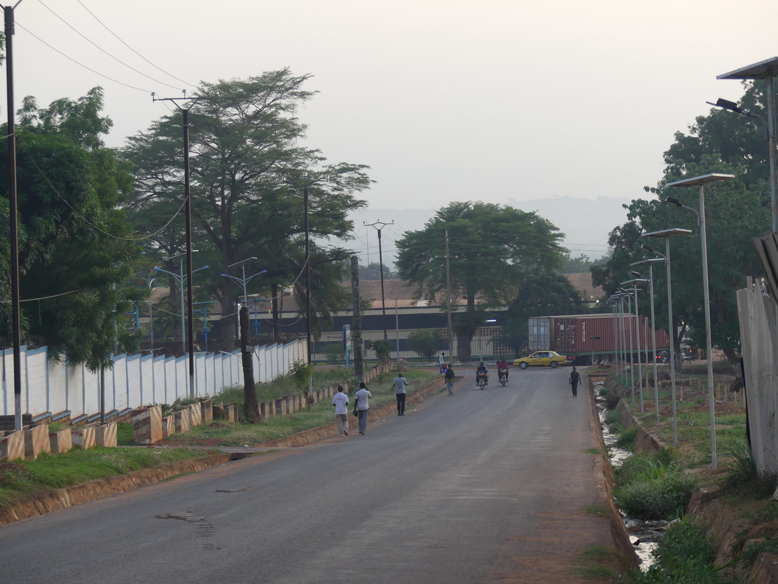 Bangui : le cambriolage des lampadaires solaires plonge rues et avenues de la capitale dans le noir