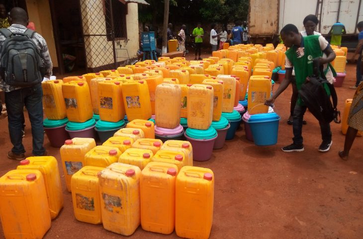 Centrafrique : au moins 1000 familles sinistrées des inondations à Bégoua ont reçu de l’aide de l’ONG Oxfam