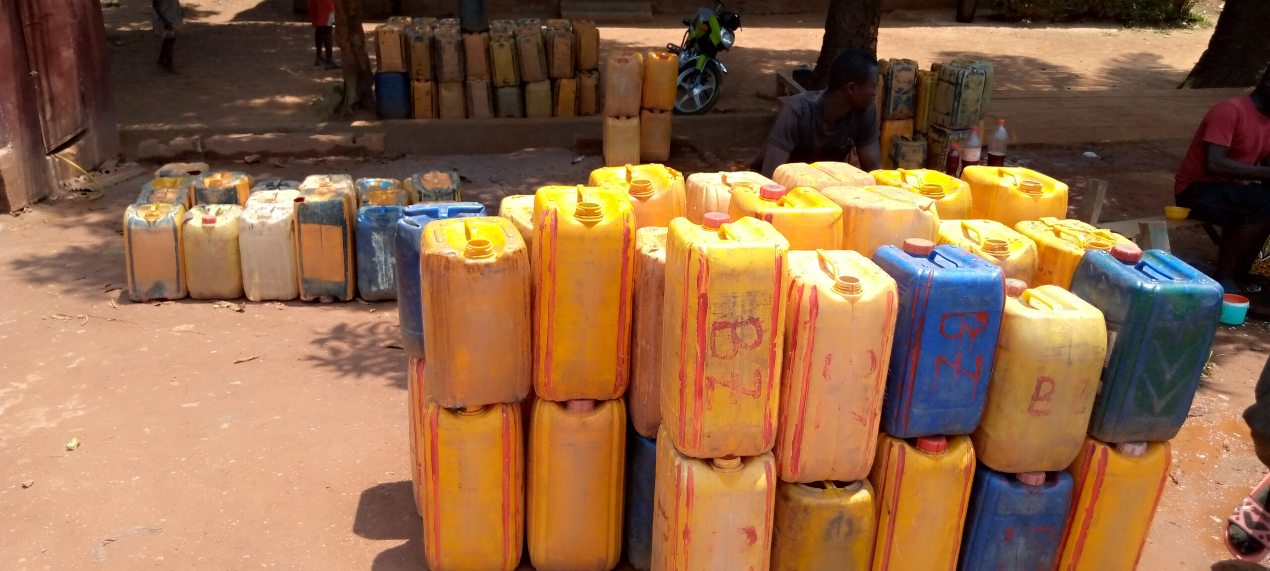 Centrafrique : interrogation sur l’existence réelle des 100 forages construits à Bangui et dans sa périphérie par le gouvernement