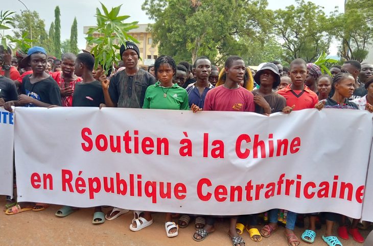 Bangui : marche de soutien à la Chine après l’assassinat de 9 ressortissants chinois dans le centre du pays