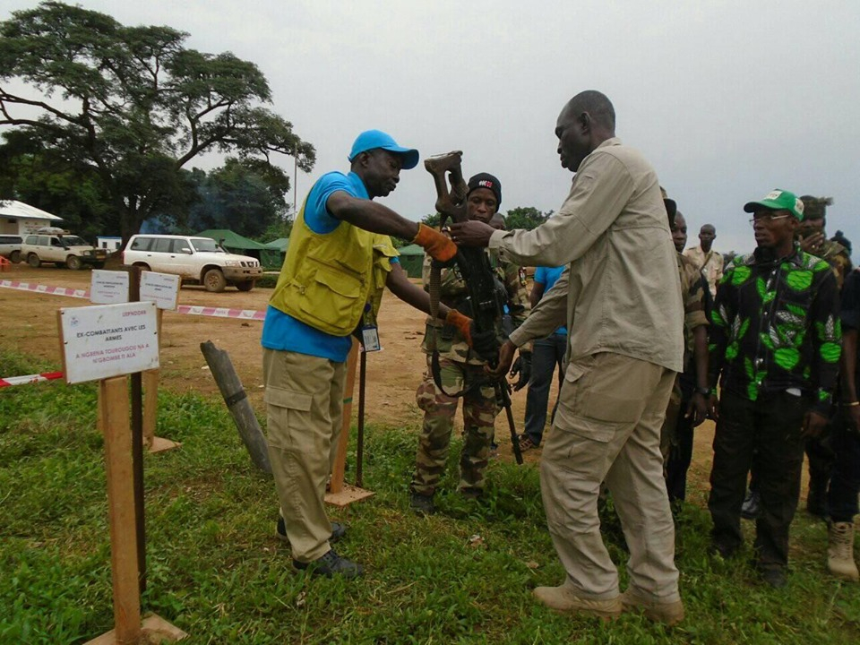 Nana Mambéré : Les désarmés volontaires mécontents exigent du gouvernement le payement de leur prime au désarmement