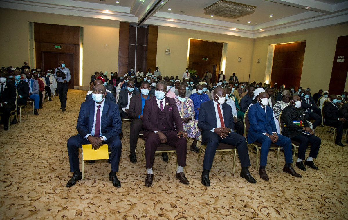 Centrafrique: les communautés du Nord-est enterrent leurs haches de guerre à Bangui