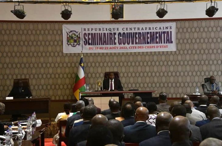 Séminaire gouvernemental : des failles de gouvernance identifiées dans différents ministères