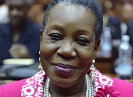 Catherine Samba-Panza tente de convaincre politiques et religieux de participer au forum de Brazzaville
