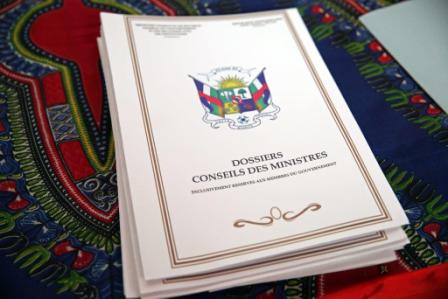 Premier Conseil des ministres du gouvernement Sarandji