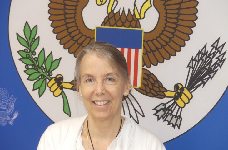 RCA-Covid-19 : La diplomate américaine Lucy Tamlyn réagit aux désinformations sur le soutien humanitaire européen