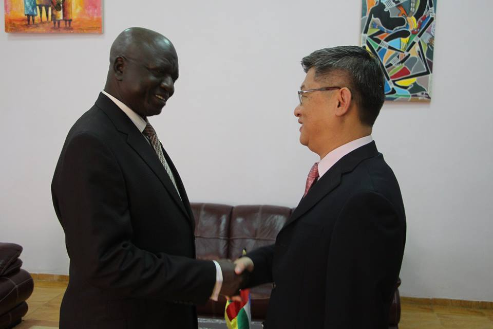 RCA : l’ambassade de Chine lève le voile sur l’affaire des entreprises chinoises