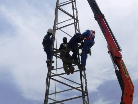 Centrafrique: l’Enerca à pied d’œuvre pour rendre opérationnel le reste de ses pylônes renversés au village Danzi