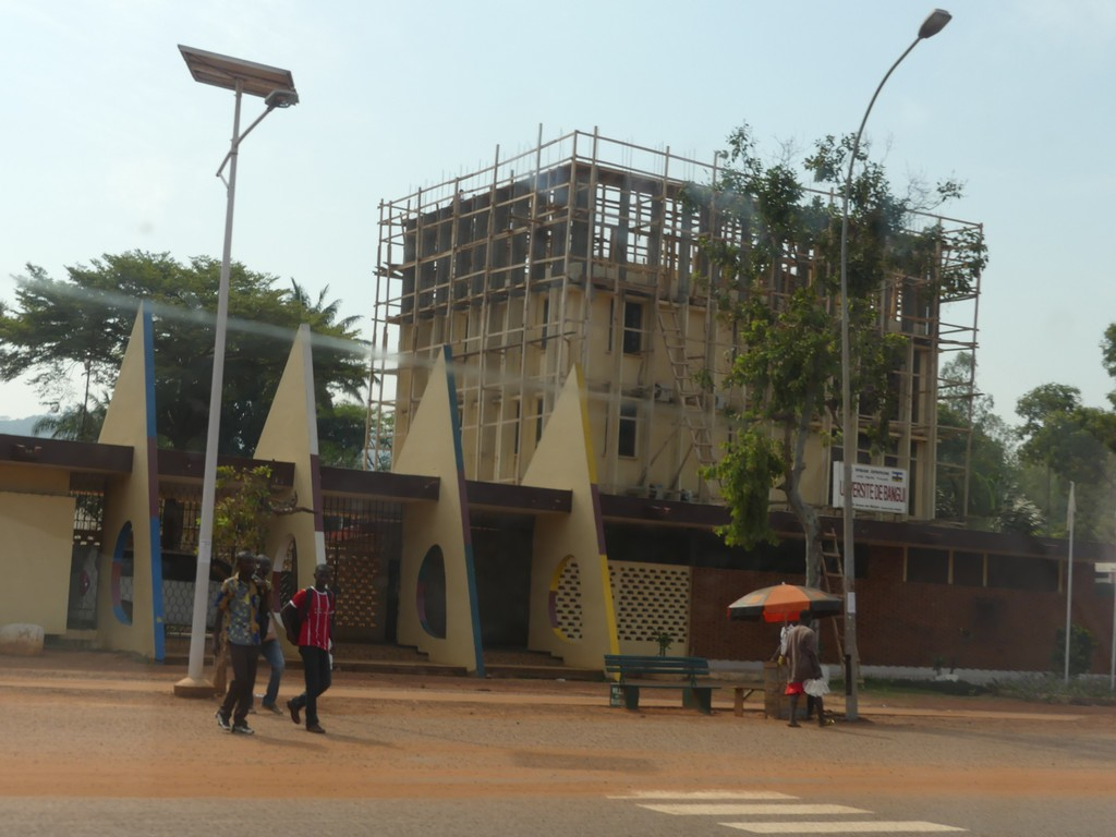 Bangui : L’Université de Bangui dénonce la mise à l’écart des étudiants proposés pour le concours des officiers