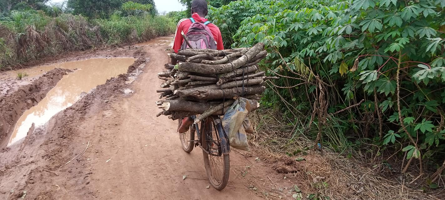 RCA: les agriculteurs de Sakaï peinent à approvisionner Bangui faute de routes praticables