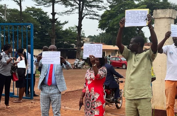Centrafrique : des fonctionnaires des ministères des Transports et de la Fonction publique révoltés contre la succession Patassé