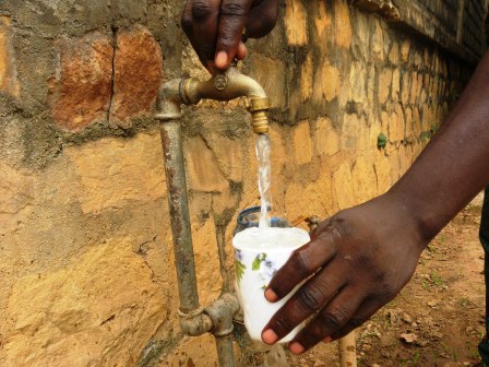 Qualité de l’eau de la SODECA, décriée par les consommateurs de Bangui