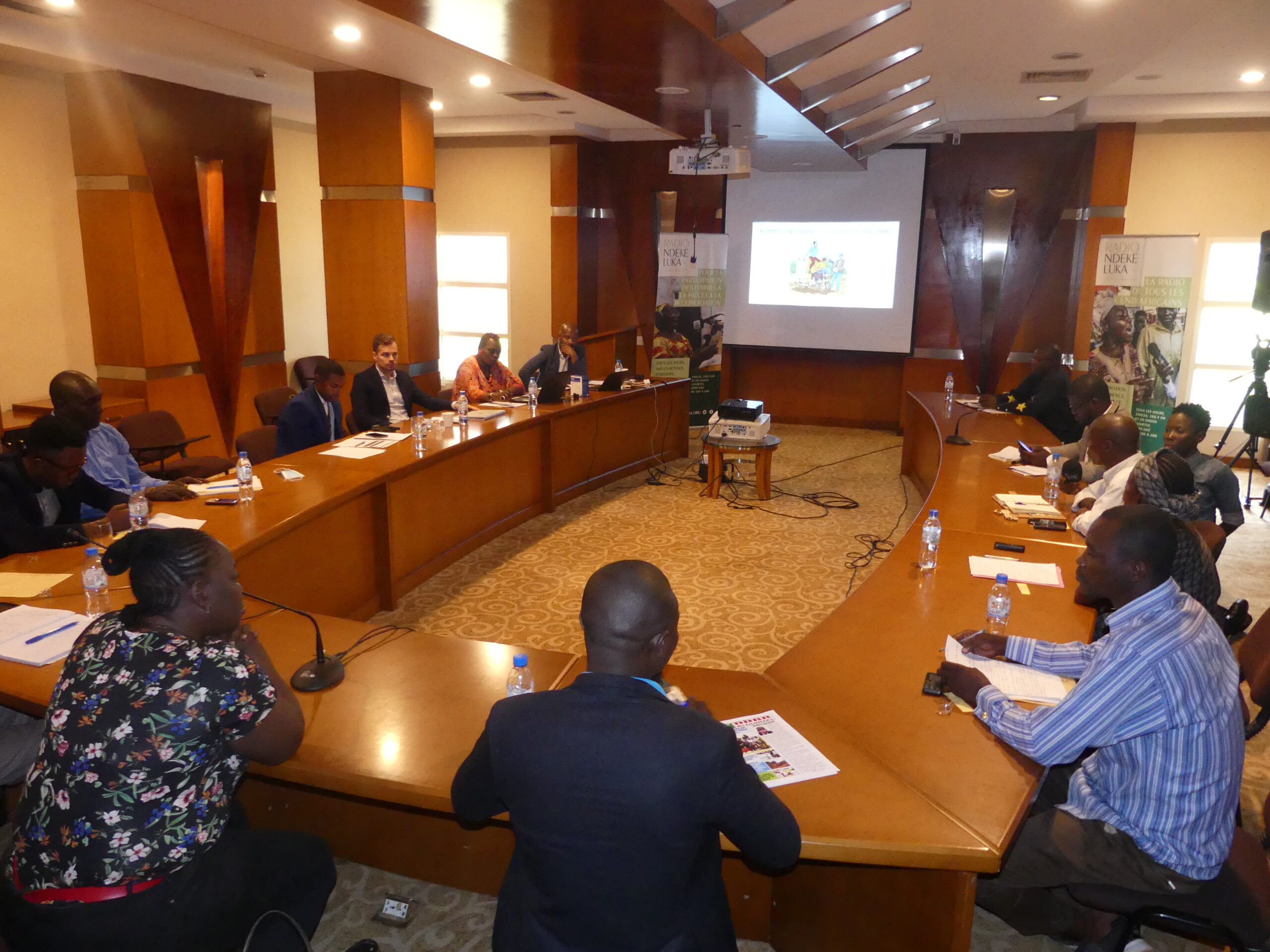 RCA/Elections 2020: Radio Ndeke Luka présente sa nouvelle charte électorale aux acteurs politiques