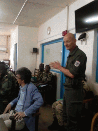 Une équipe d’officiers des Forces Armées Centrafricaines FACA visite Radio Ndeke Luka