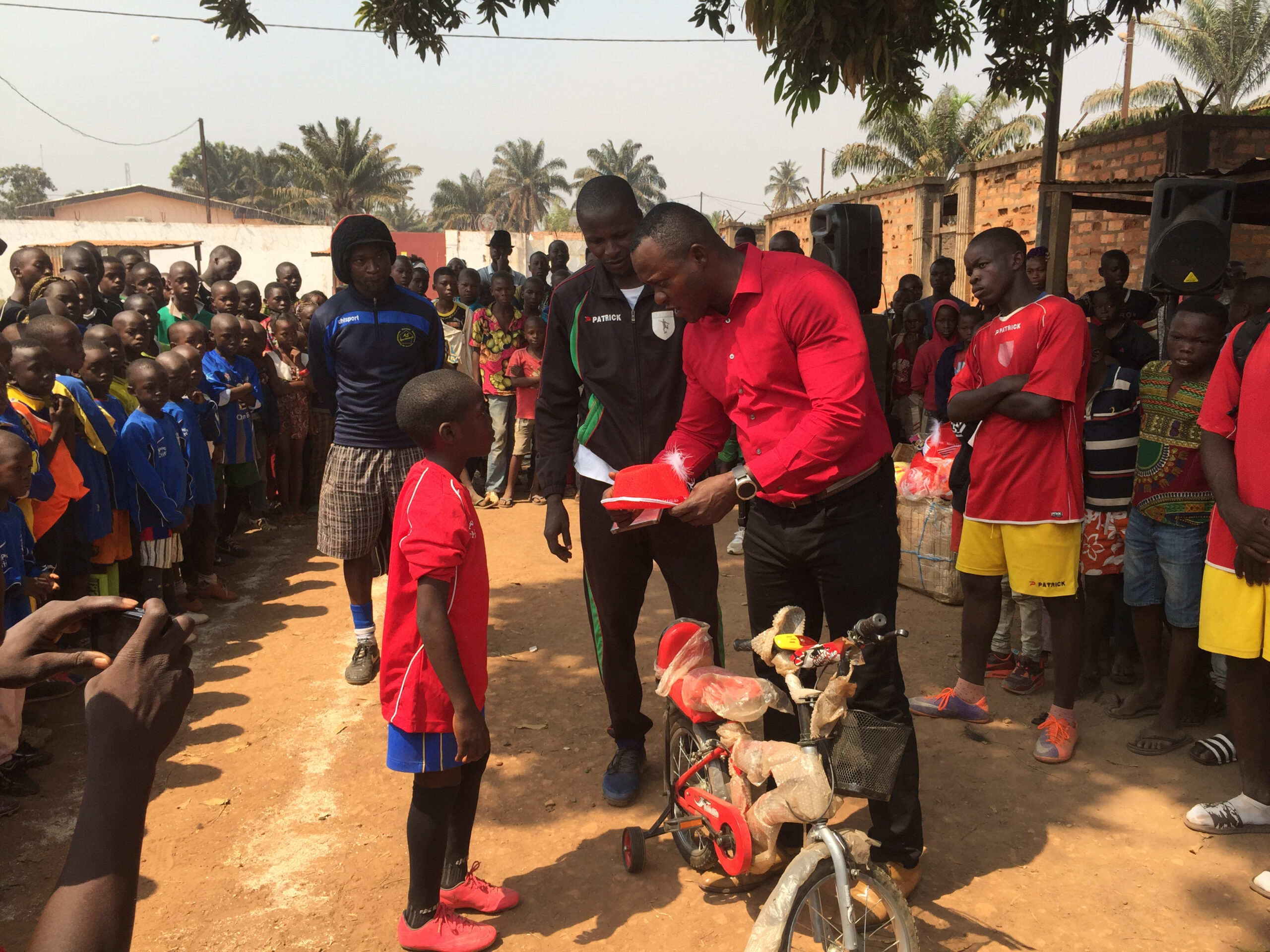 Noël 2018 : Le football oui mais les études d’abord !