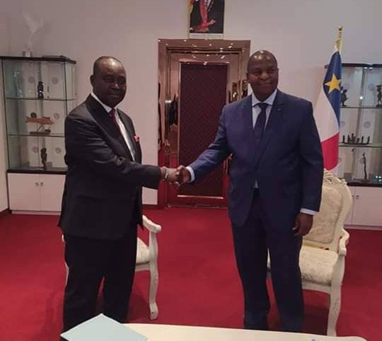Centrafrique : Ce qu'il faut retenir de la rencontre entre Faustin Archange Touadera et François Bozizé