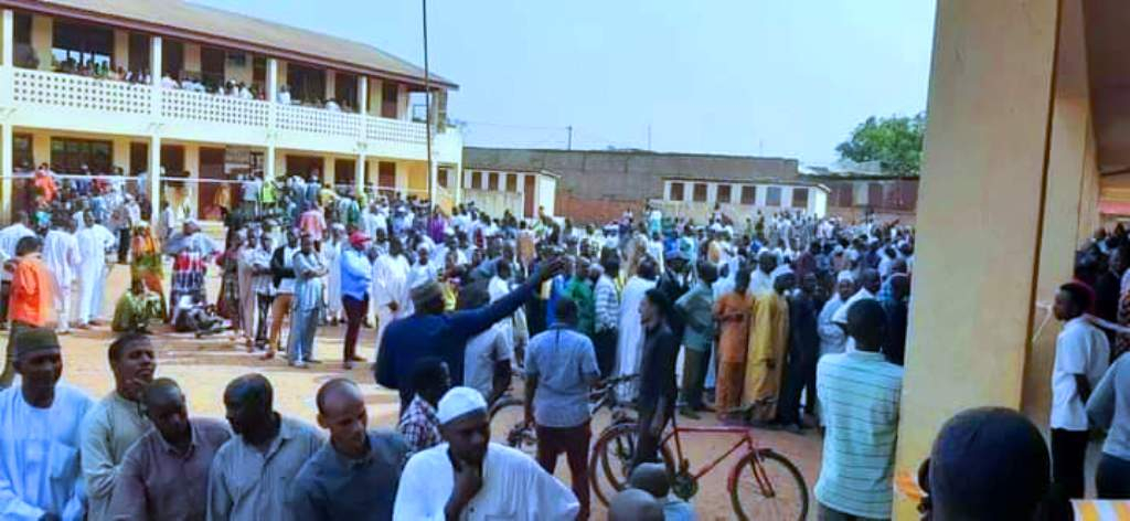 Centrafrique: Des milliers de centrafricains se sont rendus aux urnes malgré la tension sécuritaire