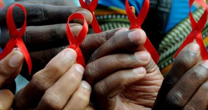 Centrafrique : le ministère de la Santé offre une importante quantité d’ARV au RECAPEV