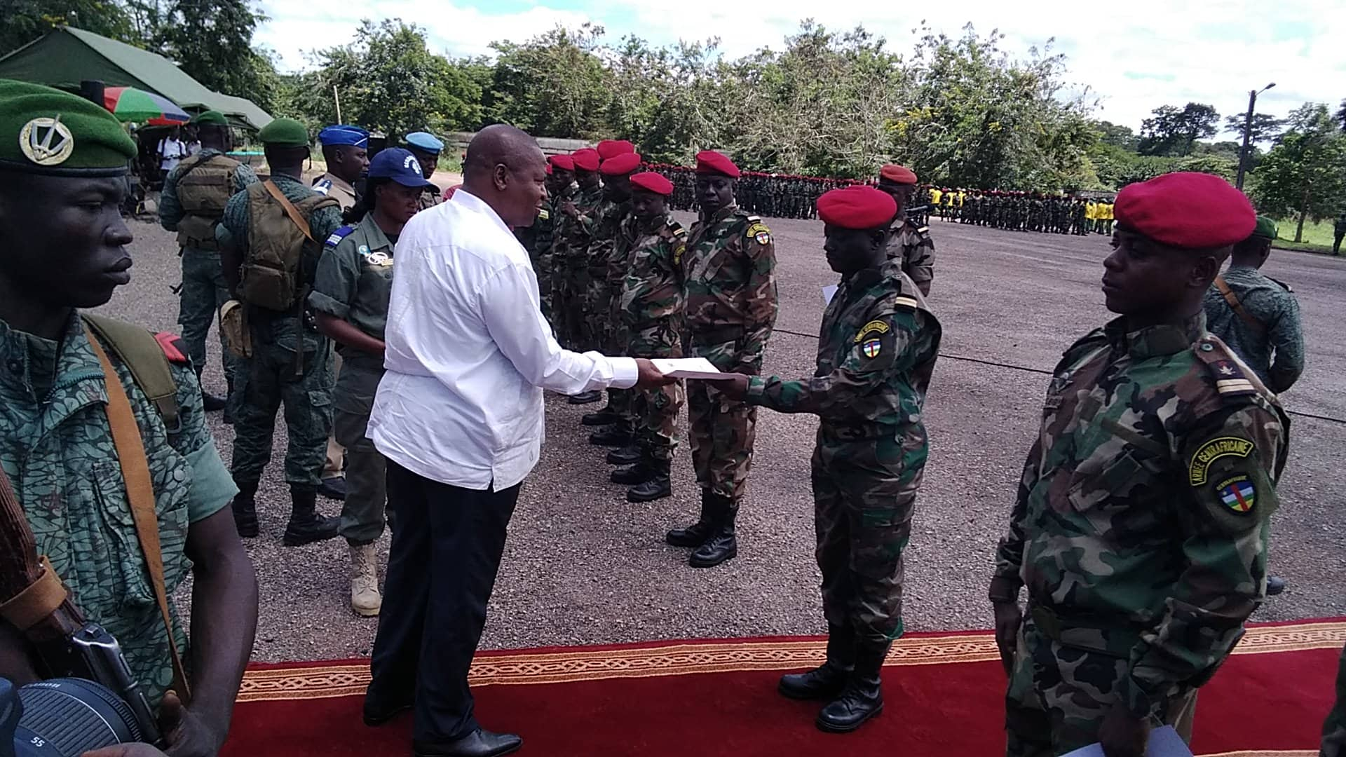 RCA : plus de 300 soldats des FACA près au combat après près de 3 mois de formation à Béréngo