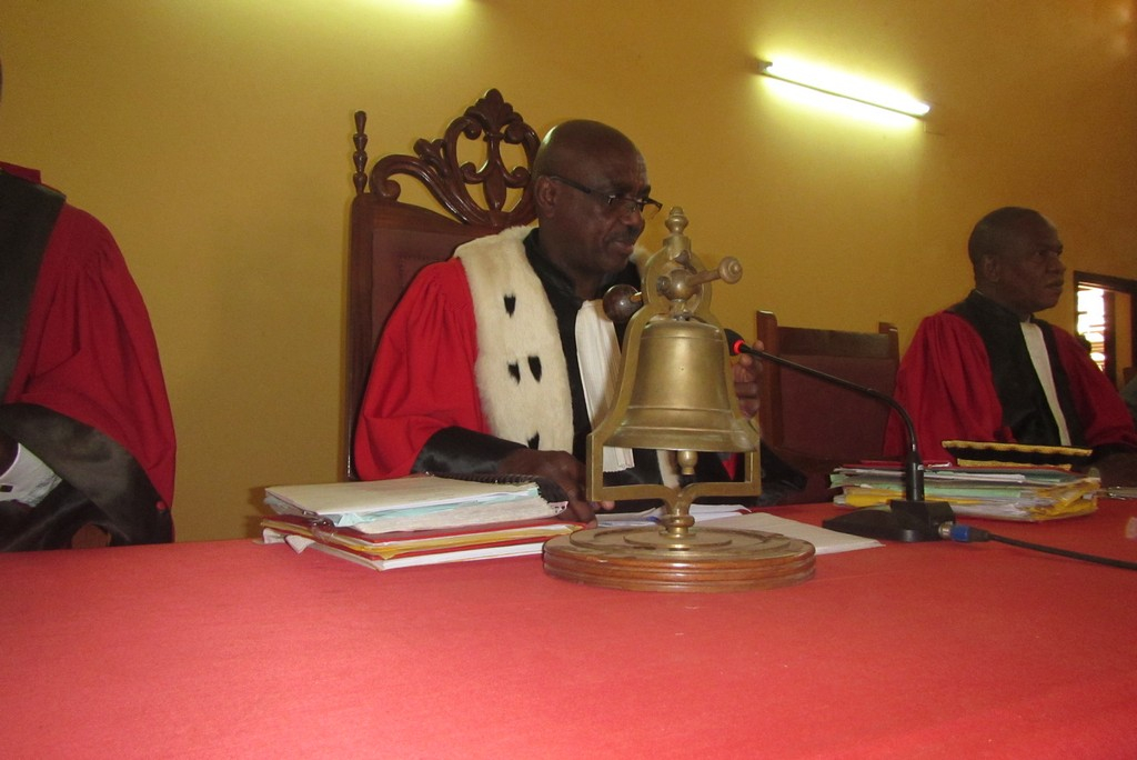 La protection des enfants poursuivis devant la Cour criminelle