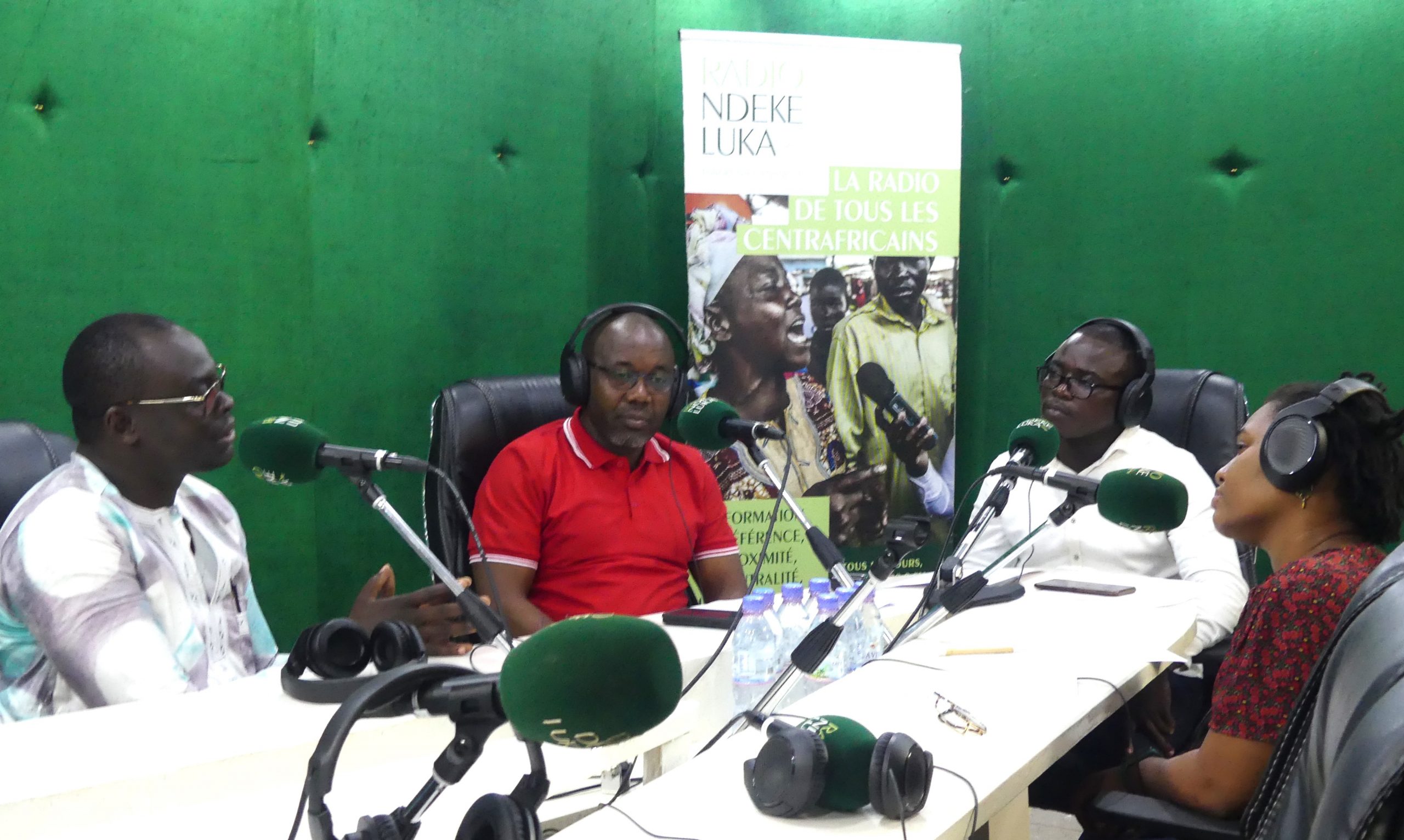 Quelle place occupent les jeunes dans la sphère politique du pays ?