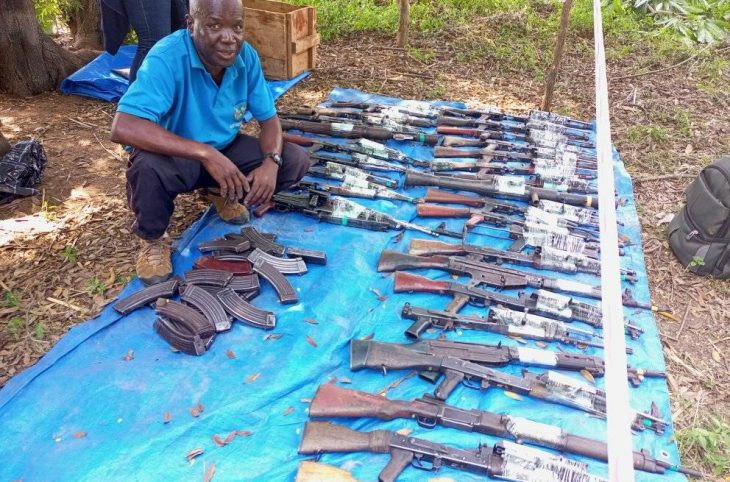 Centrafrique : près de 70 ex-combattants déposent volontairement les armes à Rafaï