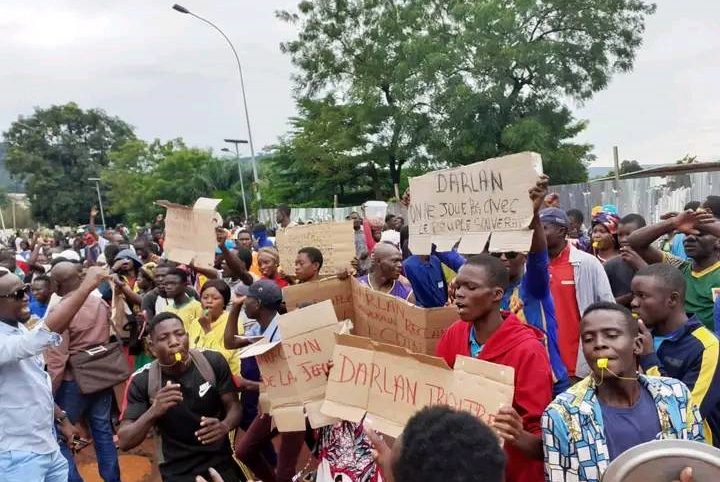 Centrafrique : la Cour constitutionnelle prise d’assaut par des manifestants pro-nouvelle constitution