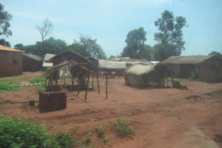 Des combats entre Seleka et antibalaka signalés à Bria