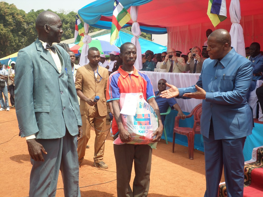 Kémo : Le Gouvernement verse 30 millions F Cfa aux cotonculteurs