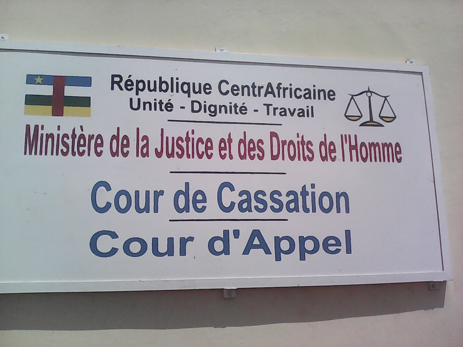 RCA : Le Ministère de la Justice brandit un avant projet de décret pour calmer la grève des greffiers