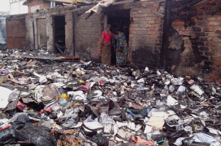 RCA: une dizaine de boutiques parties en fumée au marché central de Bangui