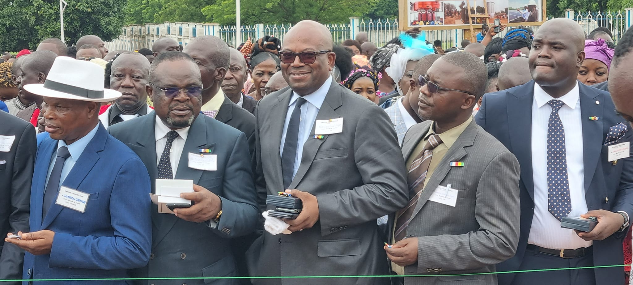 Fête du 1er Mai : des milliers de travailleurs décorés sur l’avenue des Martyrs à Bangui