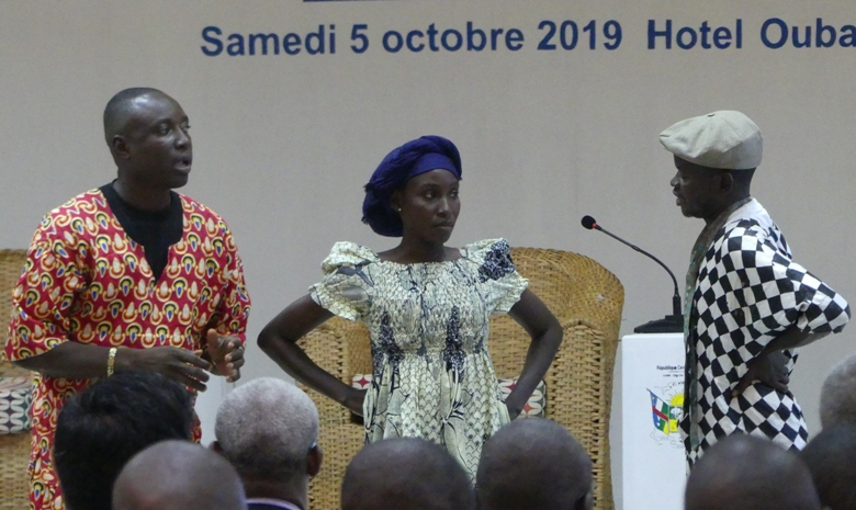 La corruption va crescendo au village Linga selon les comédiens