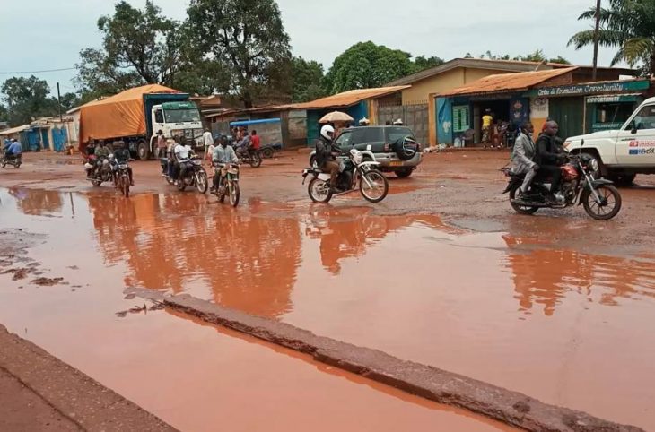 Bangui: les usagers de la route Pétévo-Bimbo déplorent l'état de la chaussée