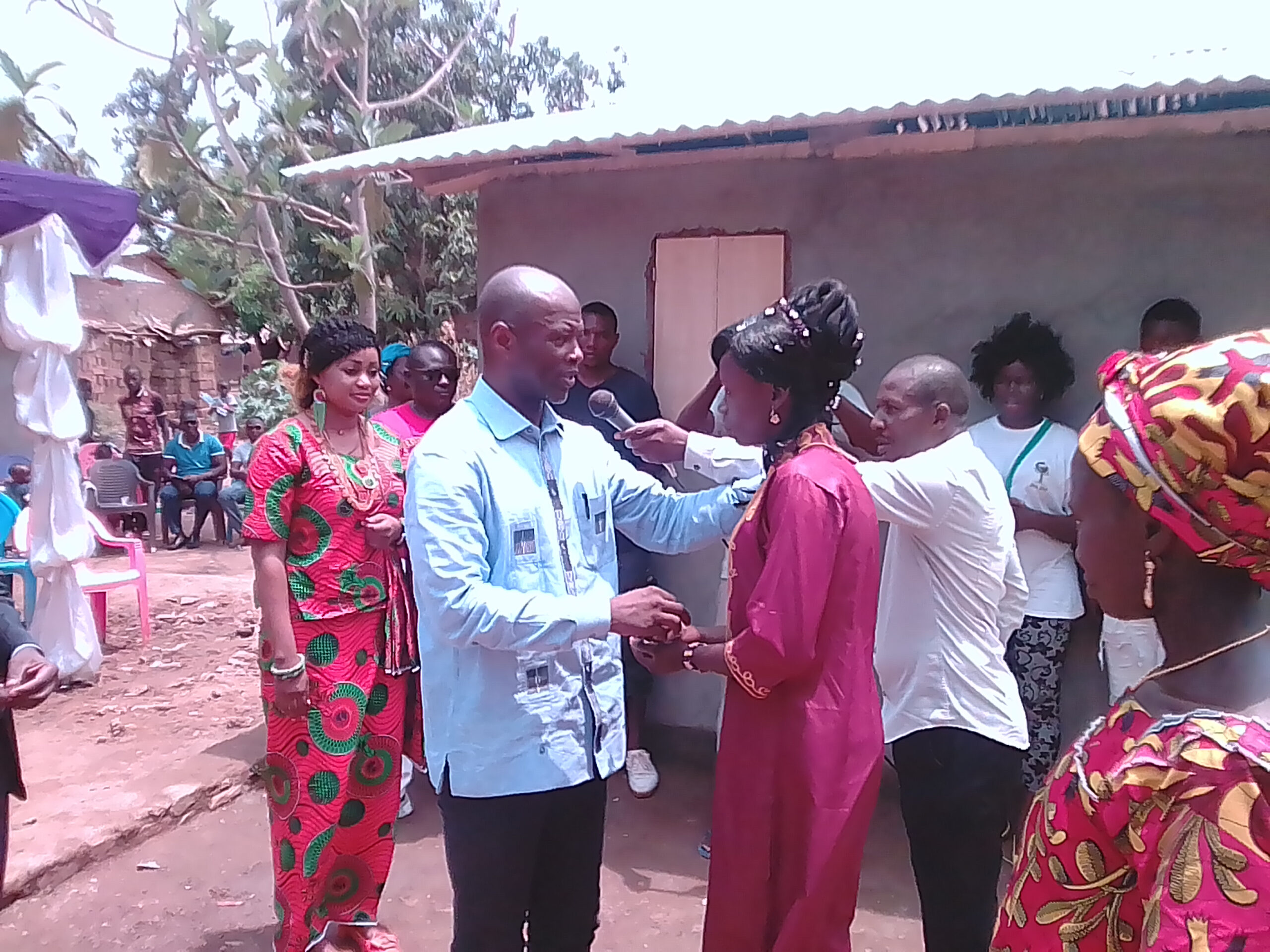 Bangui: Bouffée d’oxygène pour 2 veuves victimes d’inondations dans le 2e arrondissement