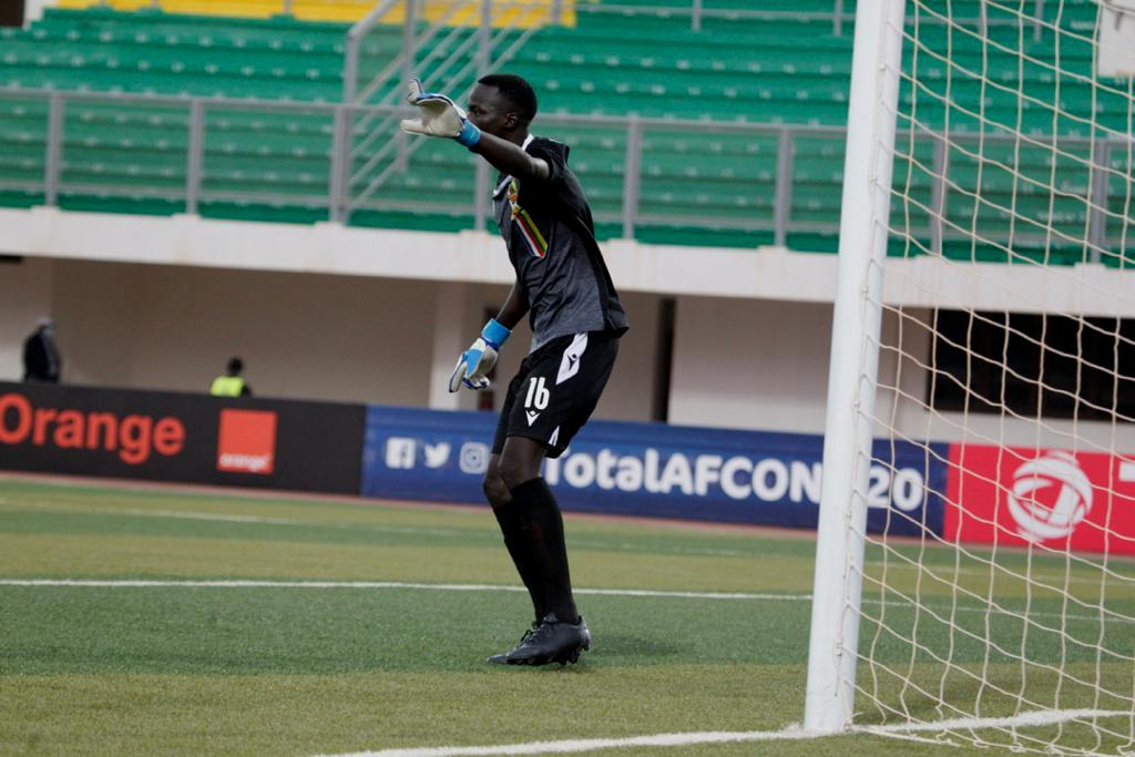 Football : qui est Emmanuel Takolingba Takos, nouveau gardien de l’AS Tempête Mocaf de Bangui