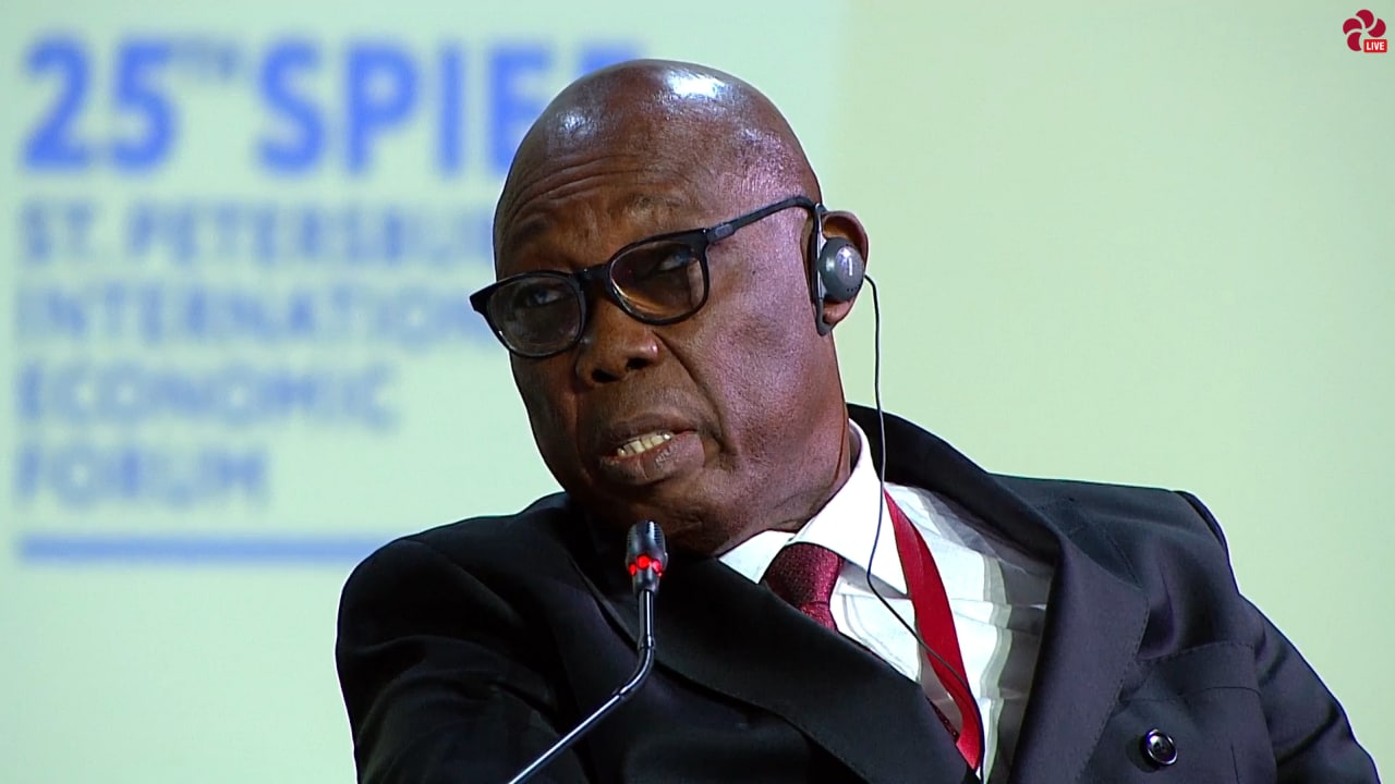 Centrafrique/Russie : le PM Félix Moloua vante les potentialités économiques centrafricaines à Saint Petersburg