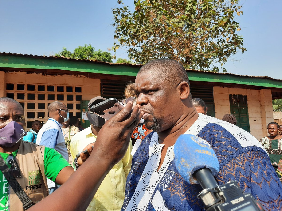 Faux, le président de l’Autorité nationale des élections n’a pas rencontré les rebelles après la proclamation des résultats