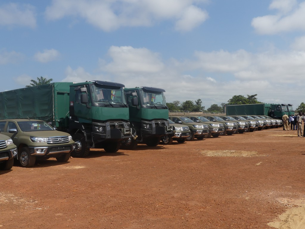 Centrafrique : Le Gouvernement américain fait don de 57 véhicules aux FACA