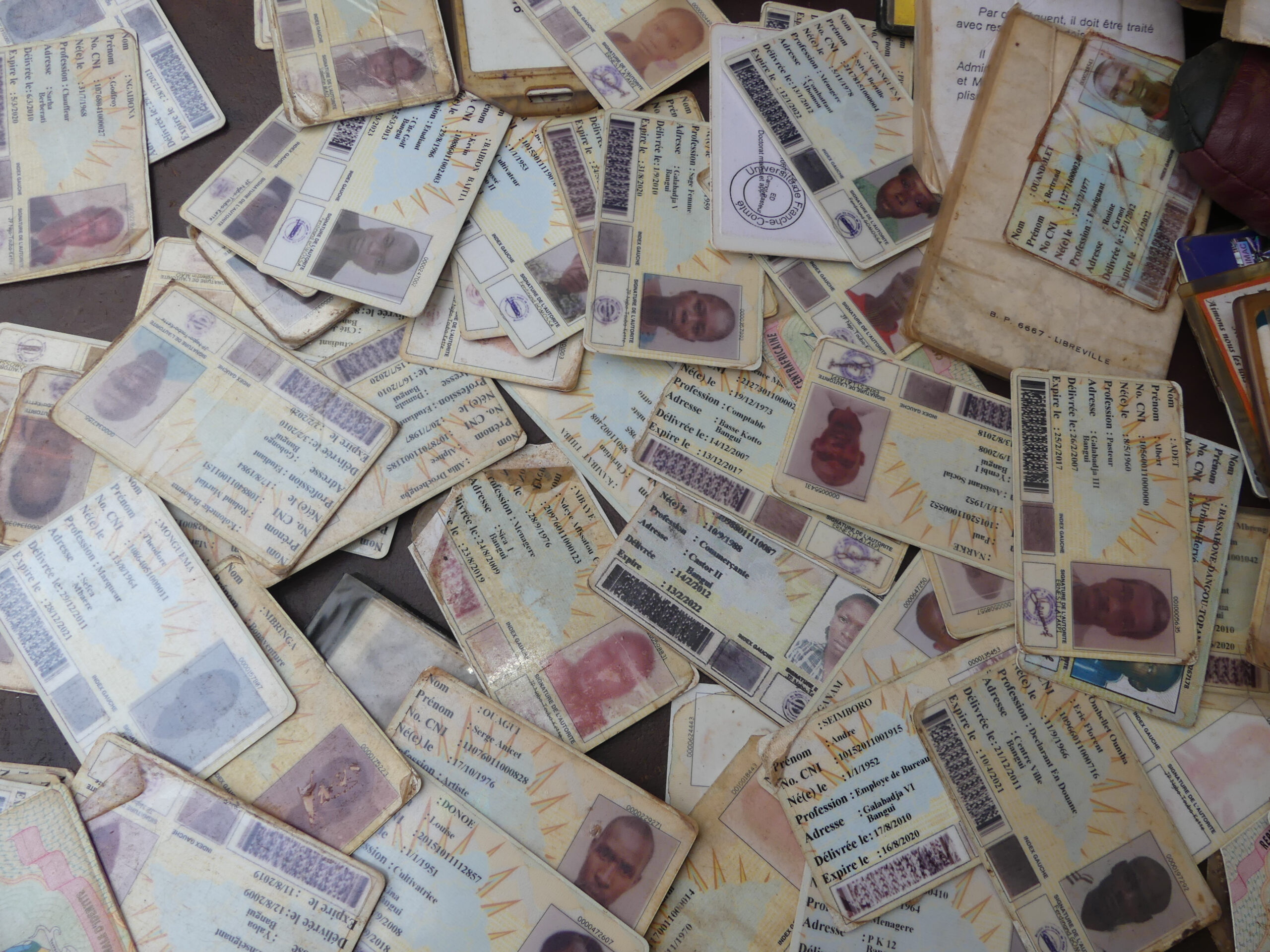 Des milliers de centrafricains circulent sans carte nationale d’identité depuis 5 ans