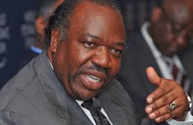 Risque de report des élections en Centrafrique selon Ali Bongo Ondimba