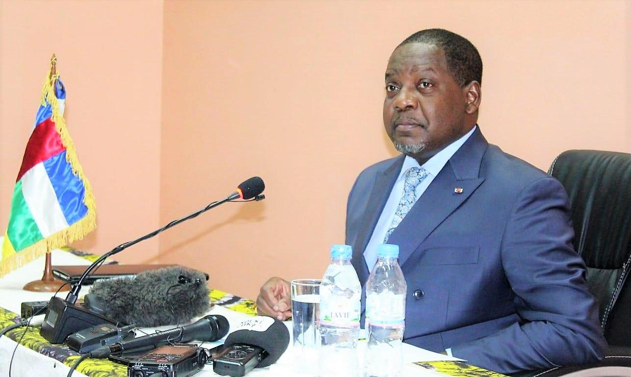 RCA: le PM Firmin Ngrébada saisit la justice pour diffamation suite aux propos de Jean Serge Wafio